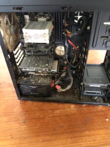 Nettoyage complet d’un ordinateur fixe – dépoussiérage intérieur, nettoyage des ventilateurs, amélioration des performances et du refroidissement