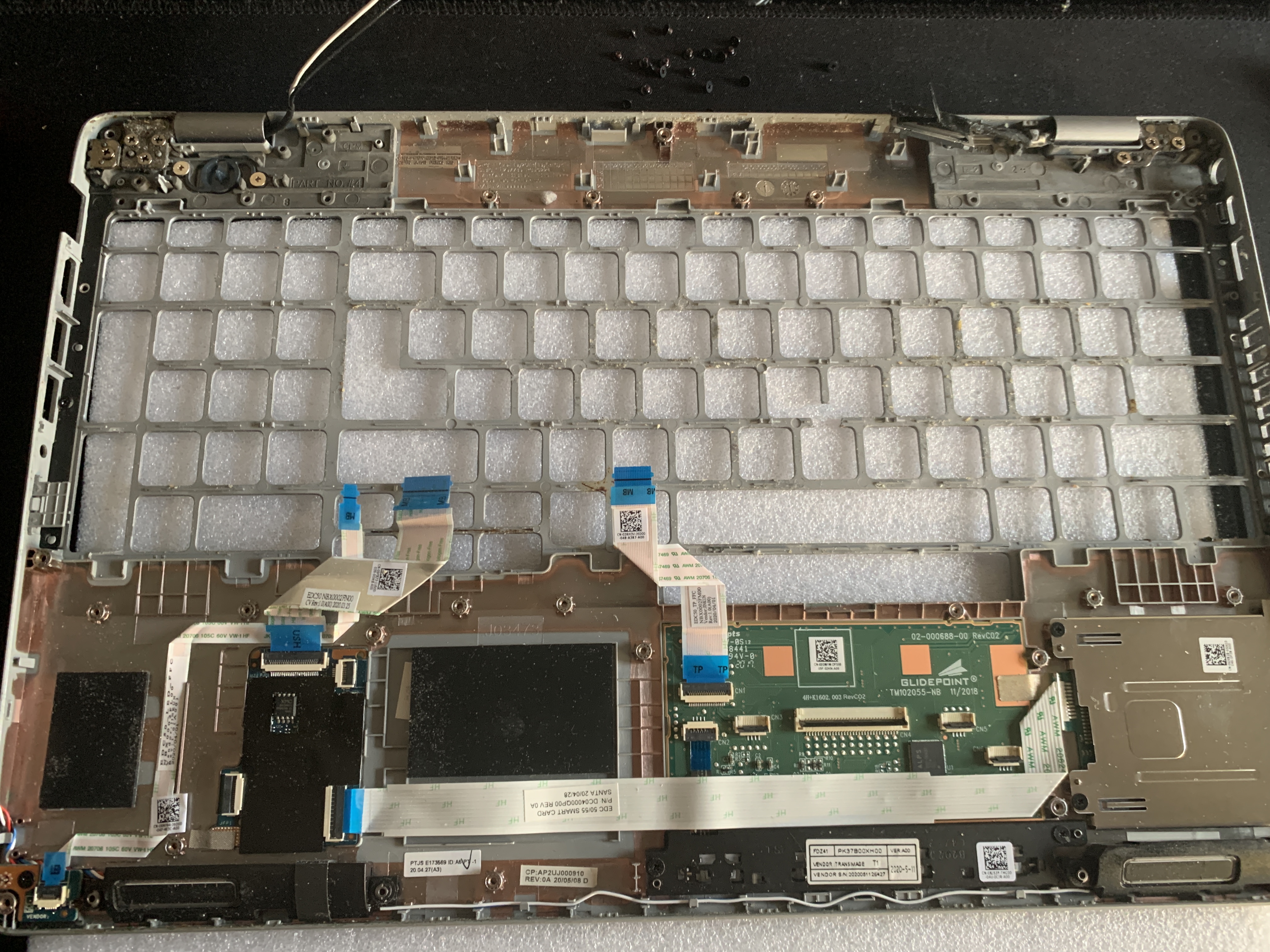 démontage complet pc portable  Dell